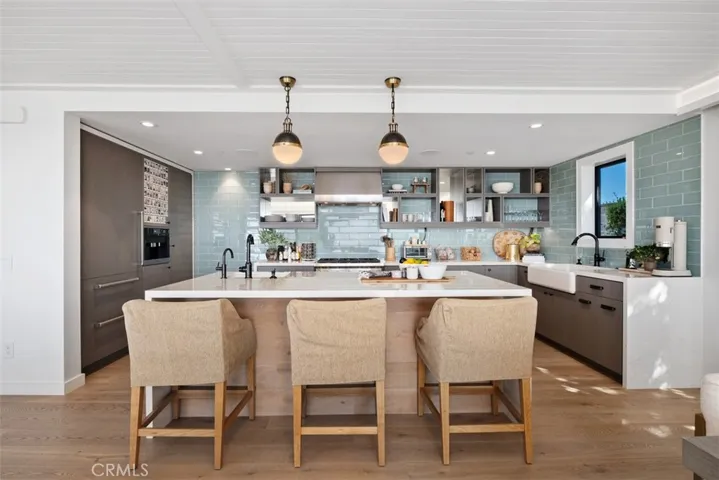 2975 Zell Drive, Laguna Beach, California 92651