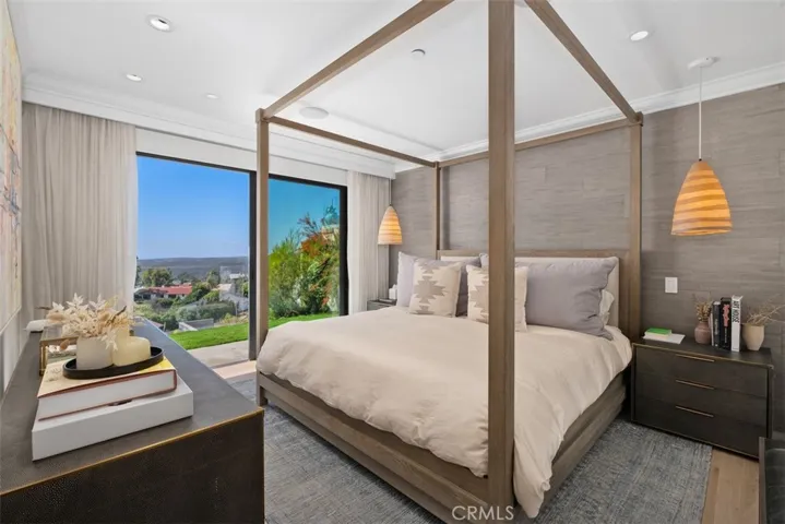 2975 Zell Drive, Laguna Beach, California 92651