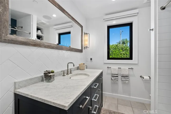 2975 Zell Drive, Laguna Beach, California 92651