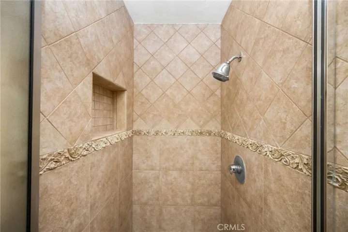 Decorative Tiles in Primary Shower