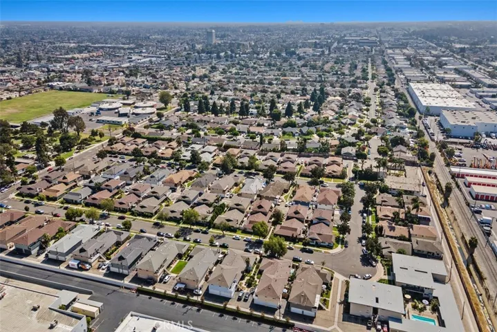 7541 Volga Drive 1-4, Huntington Beach, California 92647