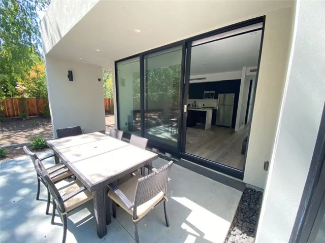 14172 Amherst Court B, Los Altos Hills, California 94022