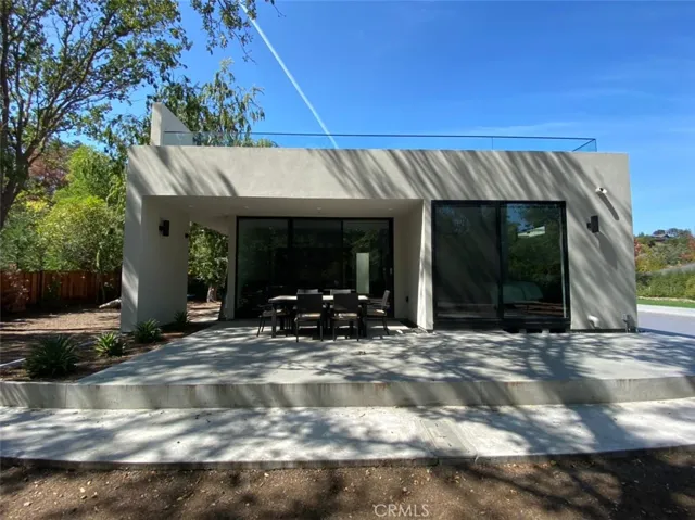 14172 Amherst Court B, Los Altos Hills, California 94022