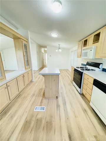 16600 Downey Ave 93, Paramount, California 90723