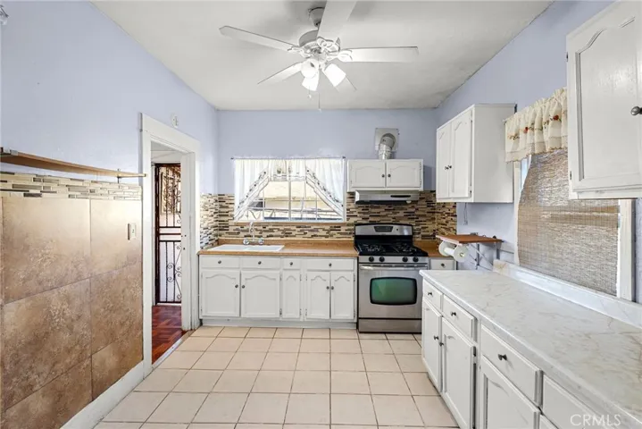 2727 Eagle Street, Los Angeles, California 90033
