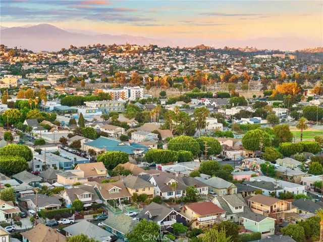 2727 Eagle Street, Los Angeles, California 90033
