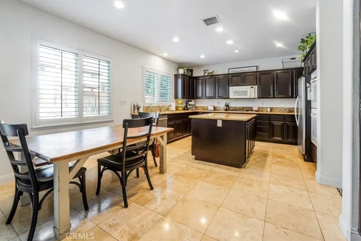 38107 Copperwood Street, Murrieta, California 92562