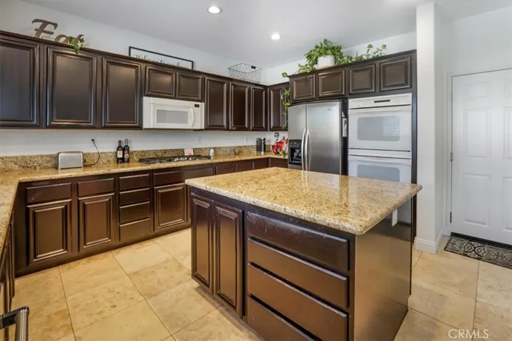 38107 Copperwood Street, Murrieta, California 92562