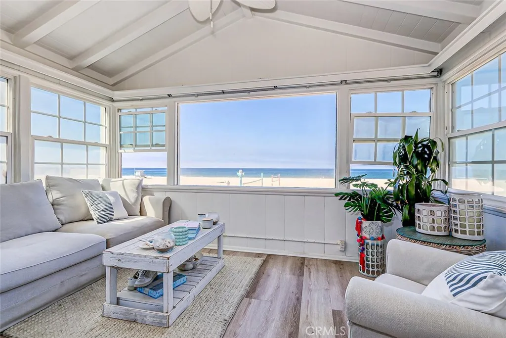 1614 The Strand, Hermosa Beach, California 90254, 4 Bedrooms Bedrooms, ,4 BathroomsBathrooms,Residential,For Sale,The Strand,SB24185632
