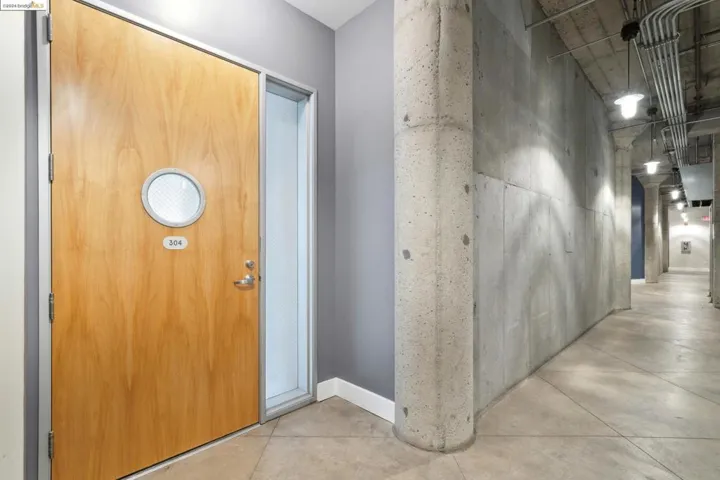 201 4th St 304, Oakland, California 94607