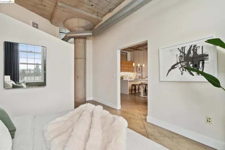 201 4th St 304, Oakland, California 94607