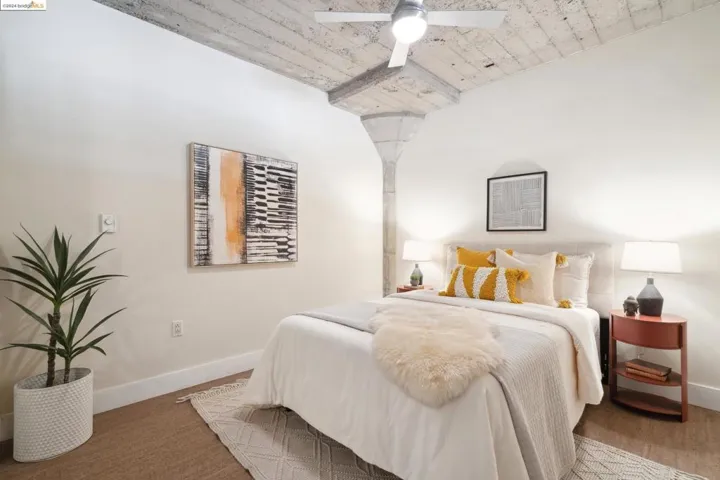 201 4th St 304, Oakland, California 94607