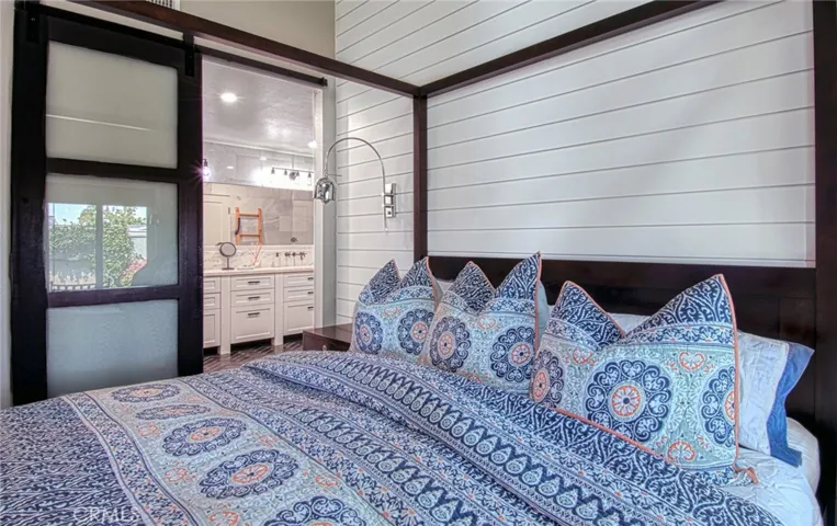 1245 Blue Gum Lane, Newport Beach, California 92660