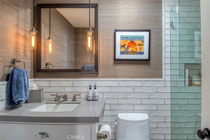 1245 Blue Gum Lane, Newport Beach, California 92660