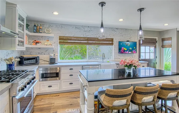 1245 Blue Gum Lane, Newport Beach, California 92660