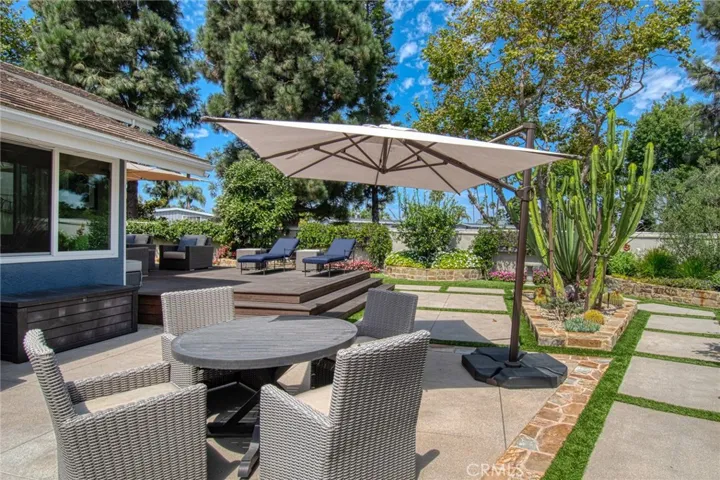 1245 Blue Gum Lane, Newport Beach, California 92660