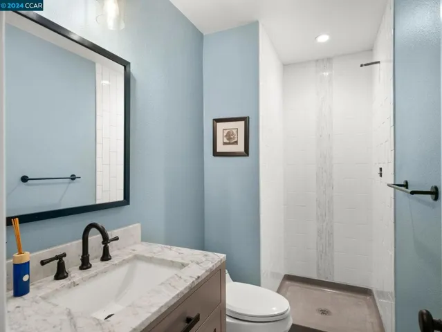 Downstairs Full Bathroom