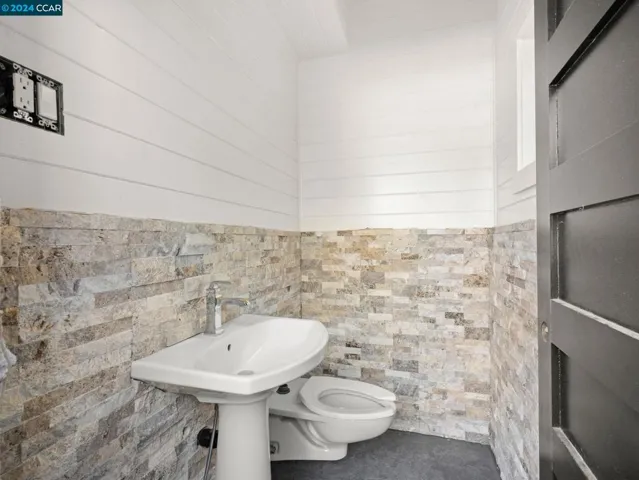 Bathroom in Pavilion