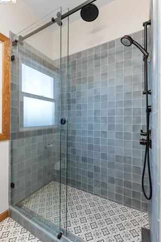 2700 8th Ave 1, Oakland, California 94606
