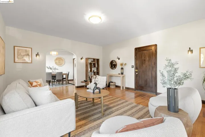 2700 8th Ave 1, Oakland, California 94606