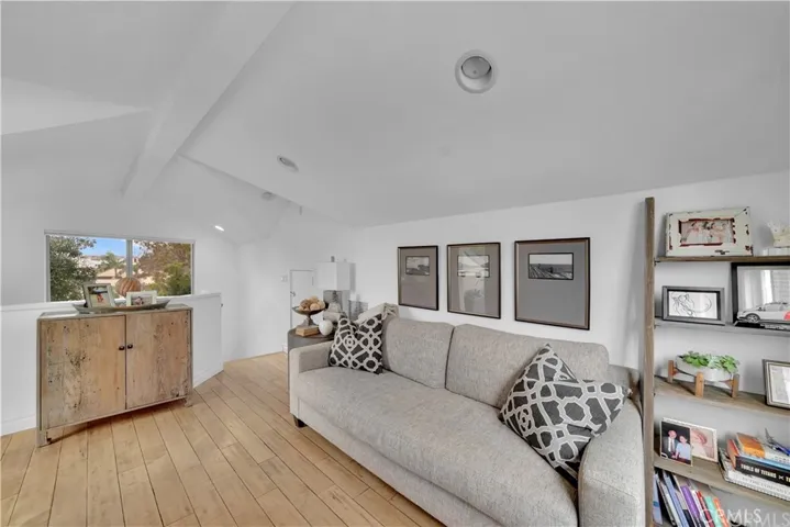 415 Orchid Avenue, Corona Del Mar, California 92625