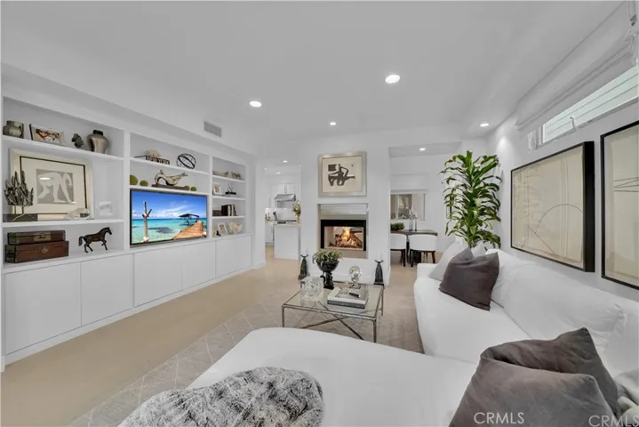 415 Orchid Avenue, Corona Del Mar, California 92625