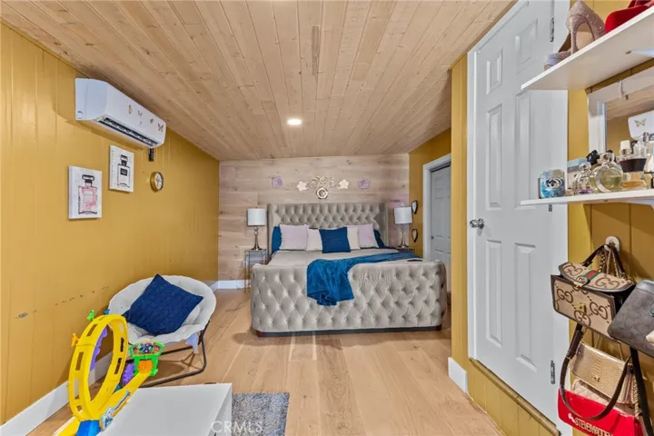 621 S Willow Avenue, Rialto, California 92376
