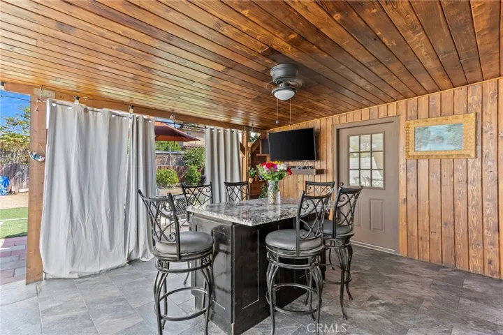 621 S Willow Avenue, Rialto, California 92376