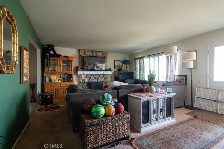 6172 Warner Avenue, Huntington Beach, California 92647