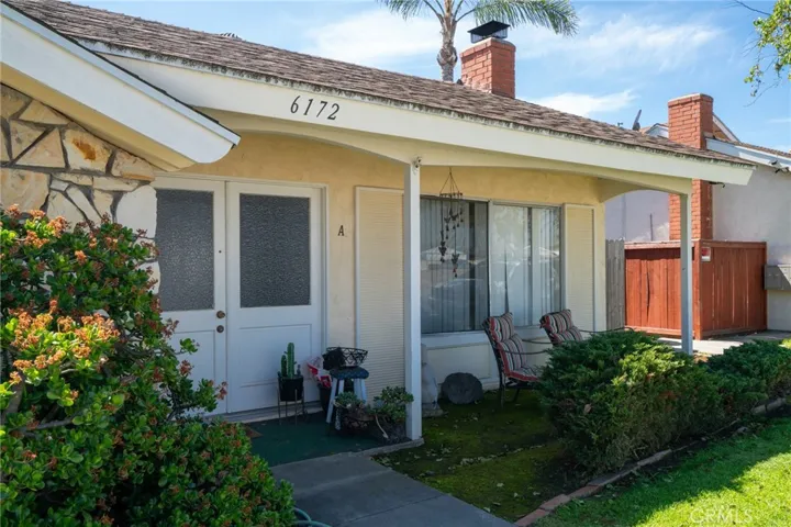 6172 Warner Avenue, Huntington Beach, California 92647