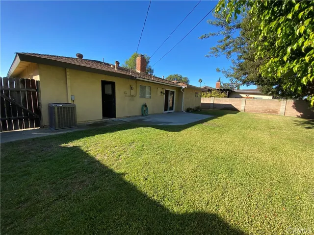 4211 E Charter Oak Drive, Orange, California 92869