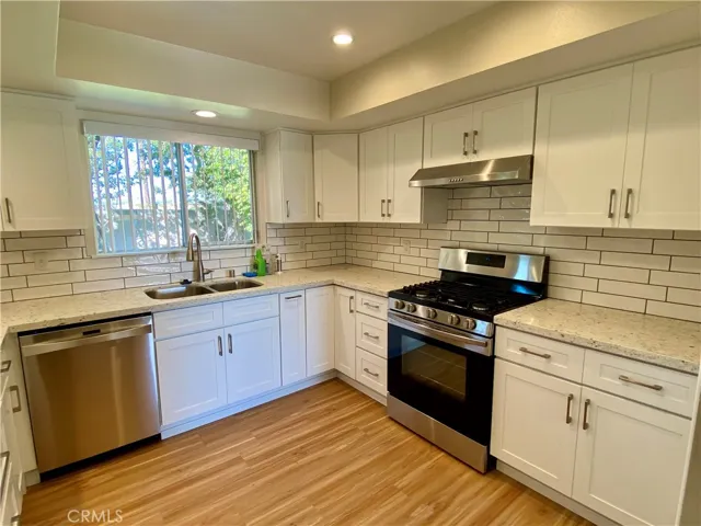 4211 E Charter Oak Drive, Orange, California 92869