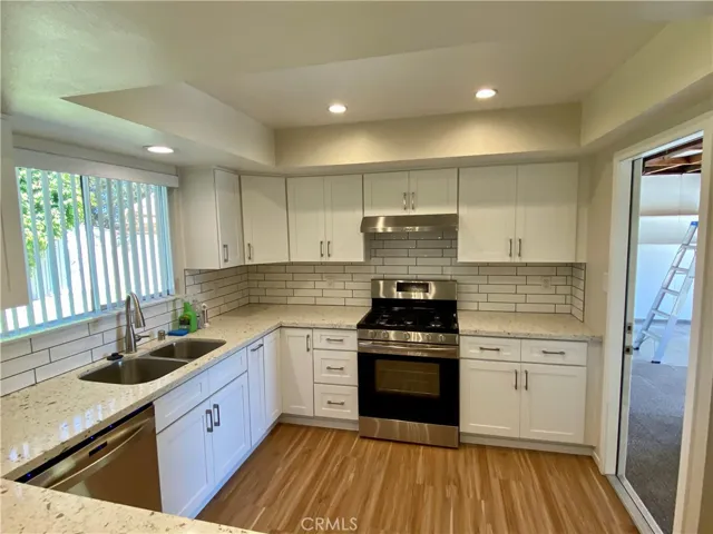 4211 E Charter Oak Drive, Orange, California 92869