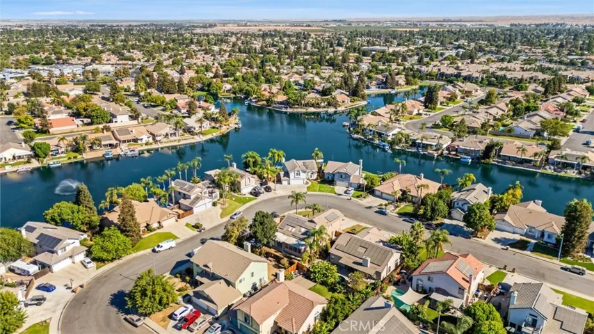8421 Whitewater Drive, Bakersfield, California 93312