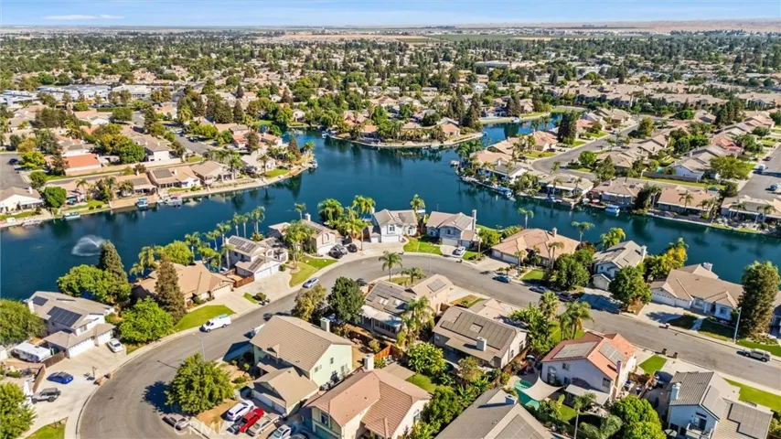 8421 Whitewater Drive, Bakersfield, California 93312