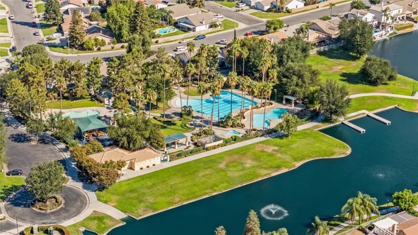 8421 Whitewater Drive, Bakersfield, California 93312