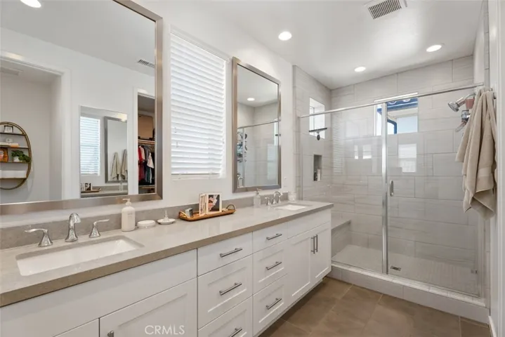 56 Eclipse, Lake Forest, California 92630