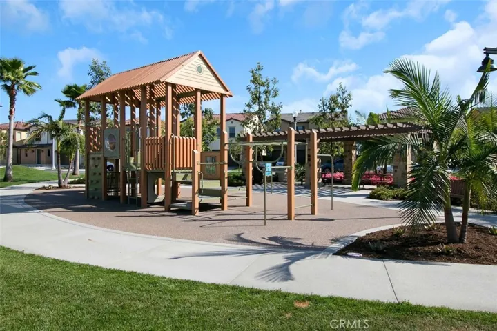 56 Eclipse, Lake Forest, California 92630