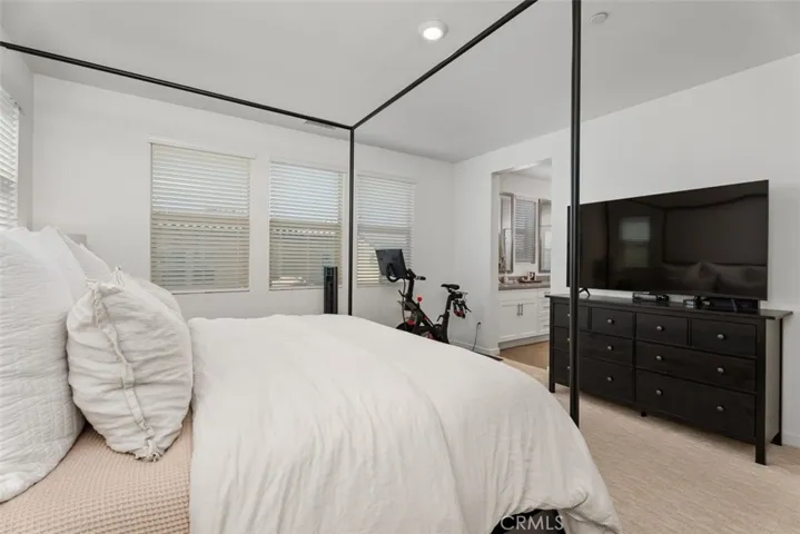 56 Eclipse, Lake Forest, California 92630
