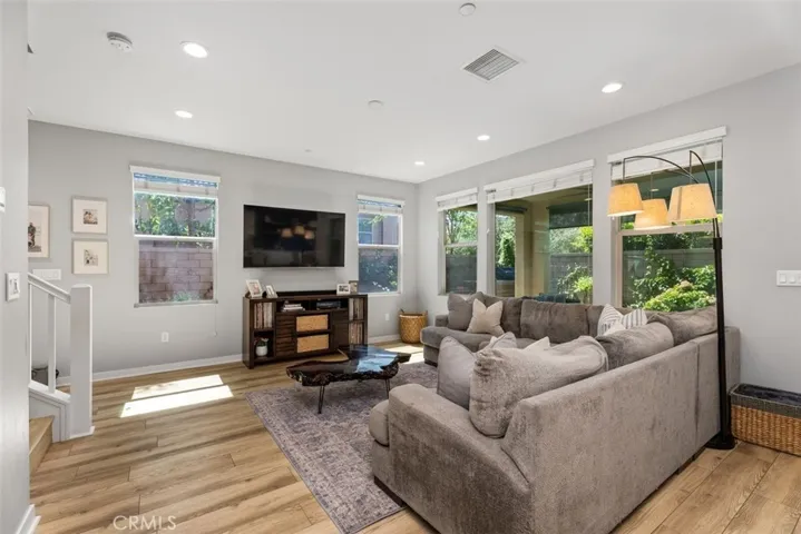 56 Eclipse, Lake Forest, California 92630