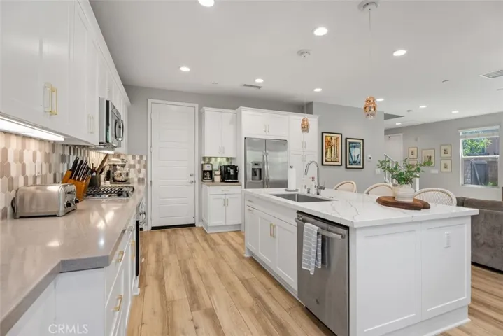56 Eclipse, Lake Forest, California 92630