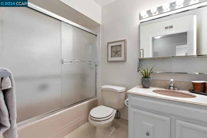 1117 Canyonwood Ct 2, Walnut Creek, California 94595