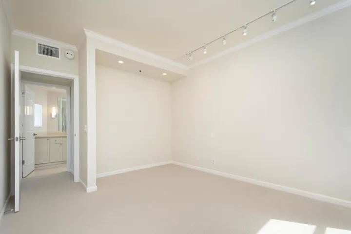 1 Baldwin Avenue 717, San Mateo, California 94401