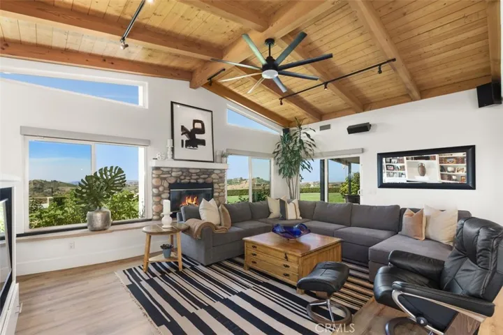 44110 Sandia Creek Drive, Temecula, California 92590