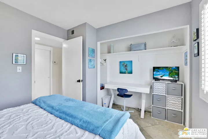 5300 E Waverly Drive K1, Palm Springs, California 92264