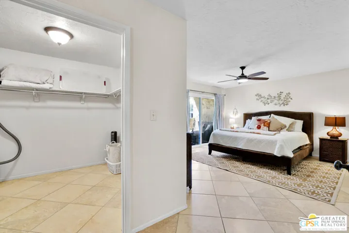 5300 E Waverly Drive K1, Palm Springs, California 92264