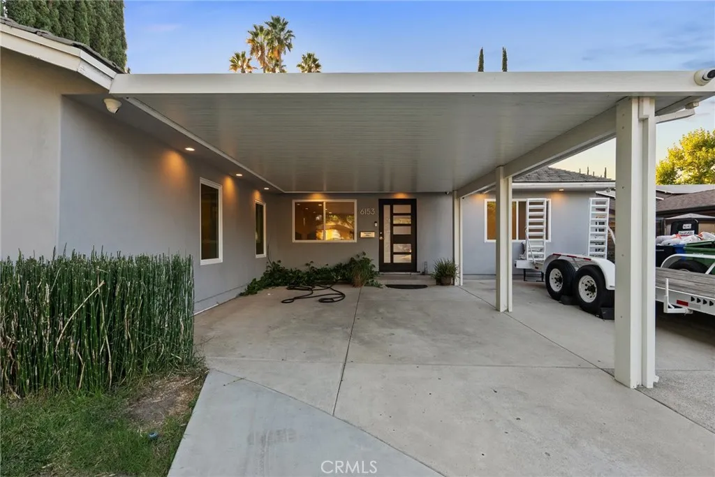 6153 Debs Avenue, Woodland Hills, California 91367 home-pic-3