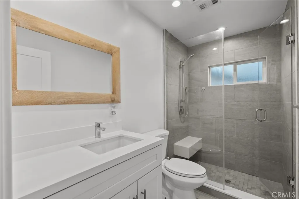 6153 Debs Avenue, Woodland Hills, California 91367 home-pic-13