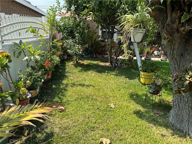 5703 Cedarglen Drive, Azusa, California 91702