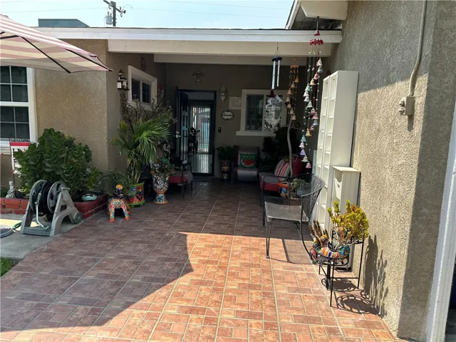 5703 Cedarglen Drive, Azusa, California 91702